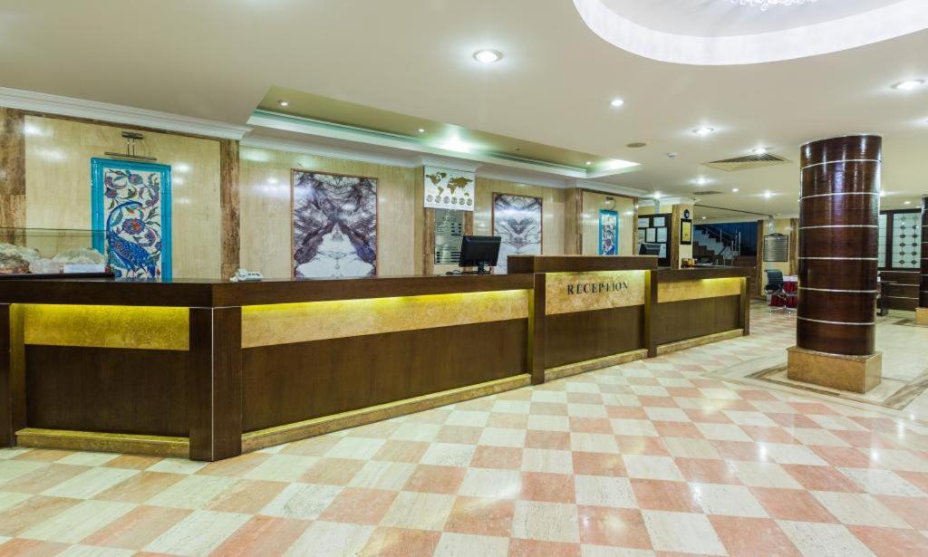 Queen Thermal Resort Hotel Emet Екстер'єр фото