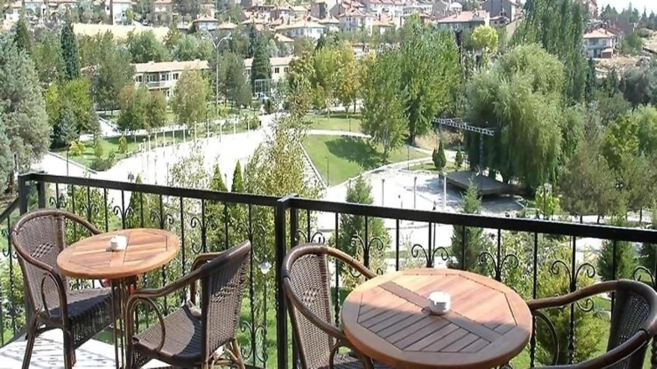 Queen Thermal Resort Hotel Emet Екстер'єр фото