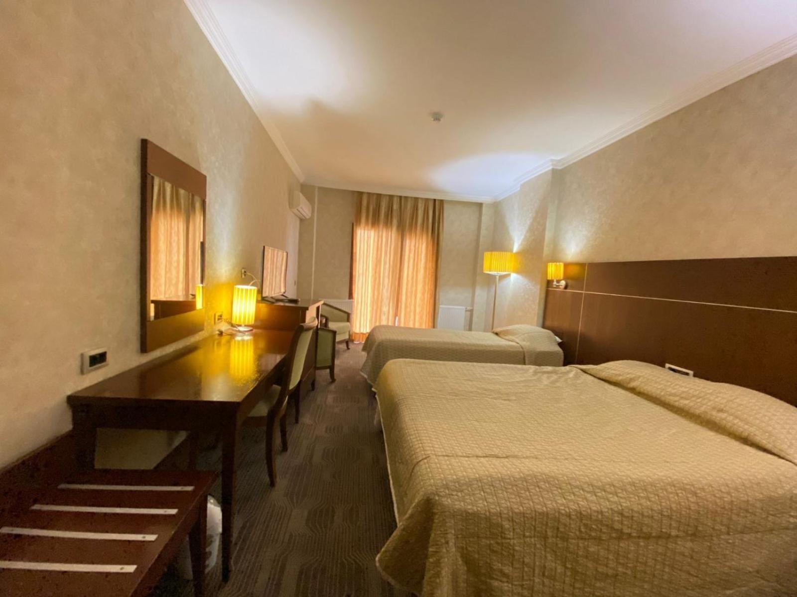 Queen Thermal Resort Hotel Emet Екстер'єр фото